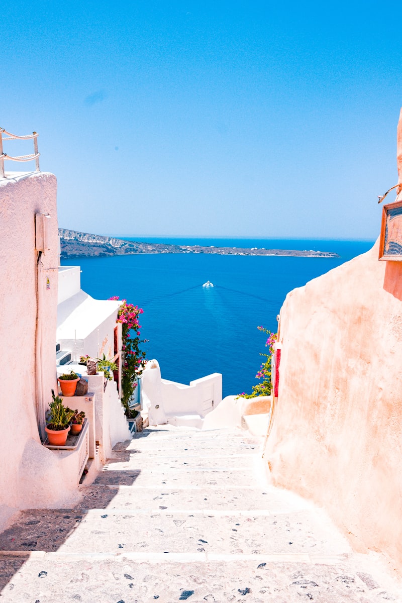 Barcelona Escort Guide: Mediterranean Glamour and Elite Companions